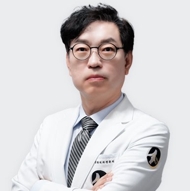 Direktur Kim Dong-hwan Hyundai Aesthetics