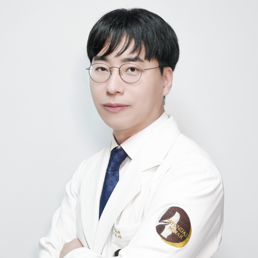 Direktur Park Jun-kyu Hyundai Aesthetics